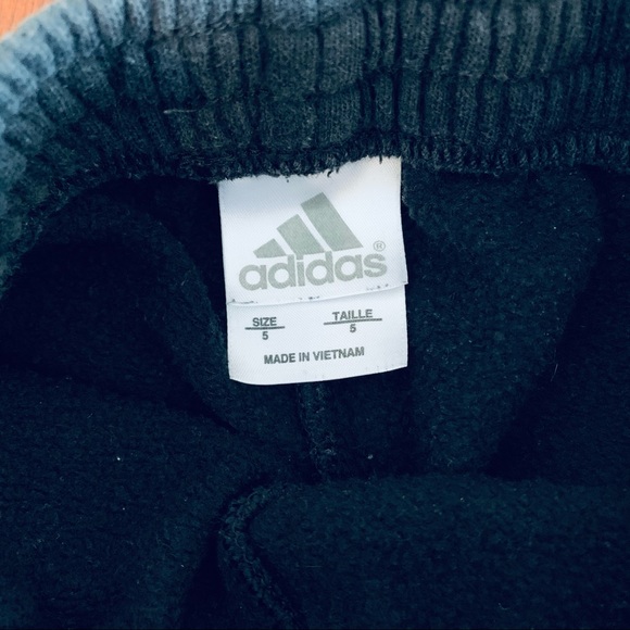 Adidas Black / Red Strips Sweatpants, size 5 - Picture 5 of 6